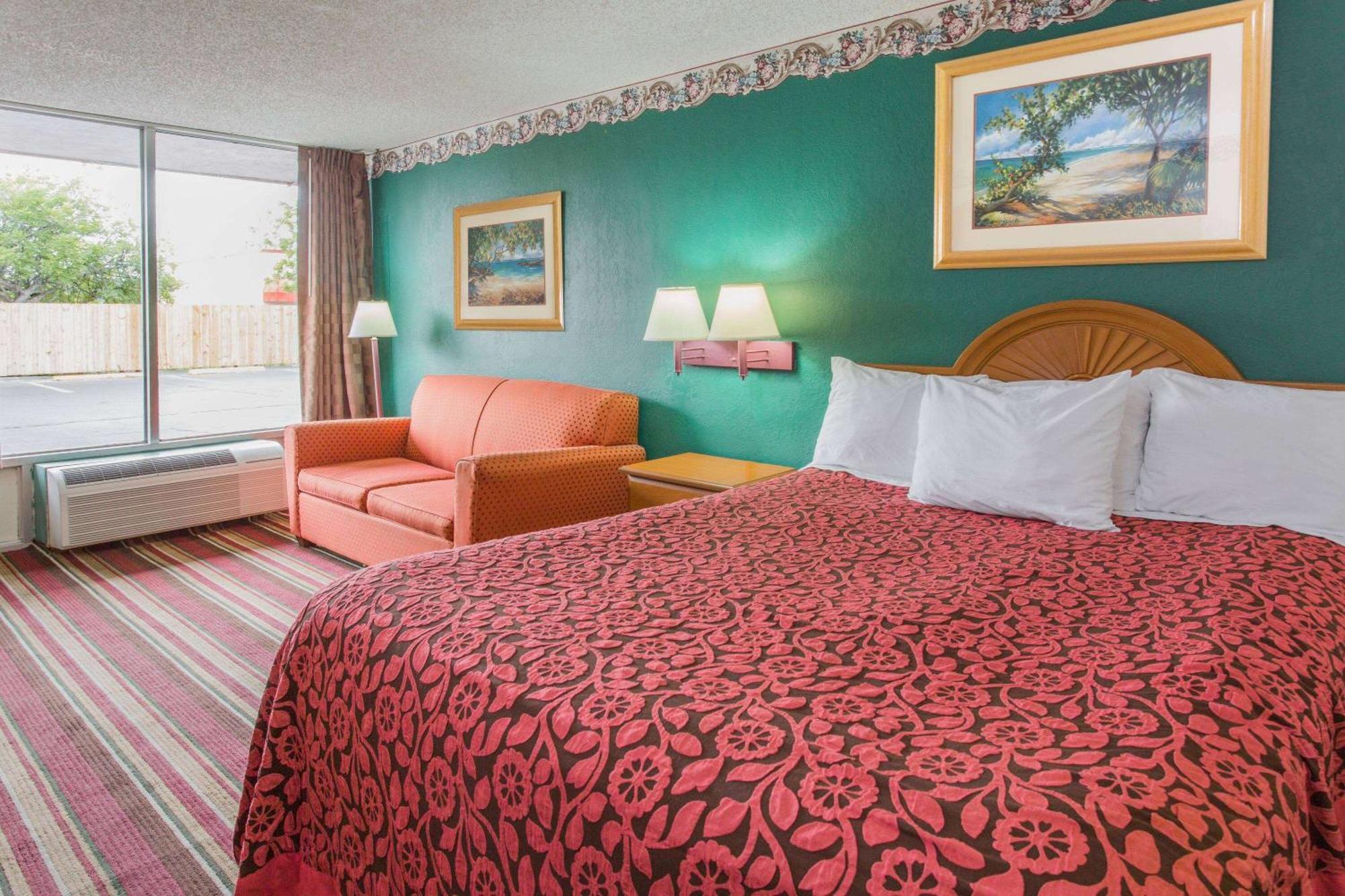 Days Inn By Wyndham Fort Myers Eksteriør bilde